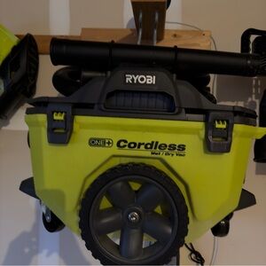 Ryobi Cordless Wet/Dry Vac. 6 gallon sized. Comes with all accessories
